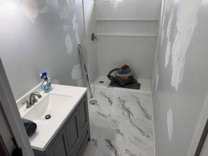 Facebook (21)